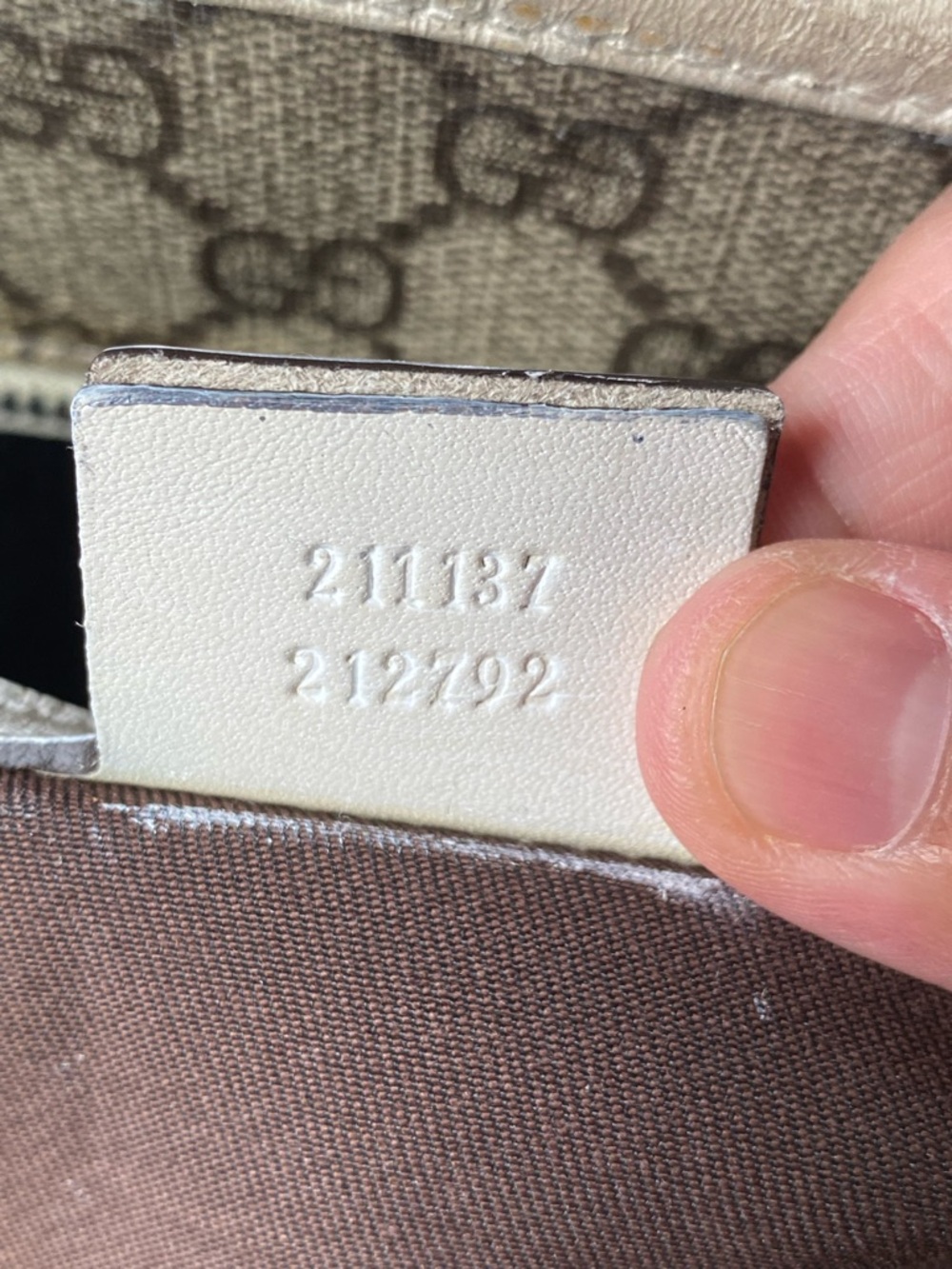 Gucci Beige GG Supreme Canvas Tote with Cream Leather Trim - Picture 10 of 17